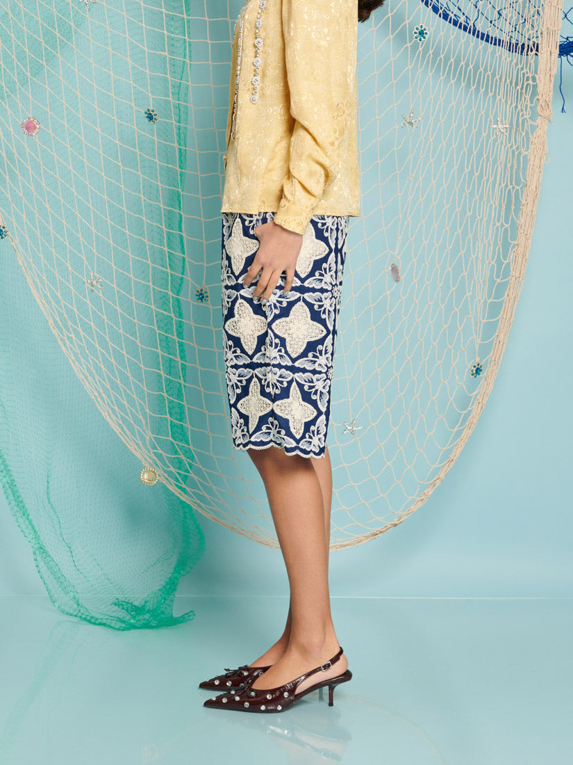 DREAM Varuna Embroidered Shorts