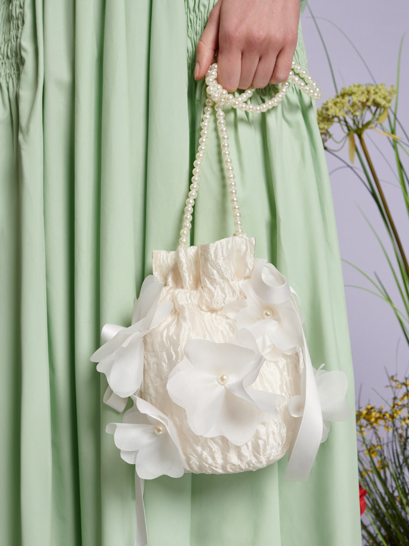 <b>DREAM</b> Petunia Bloom Bag