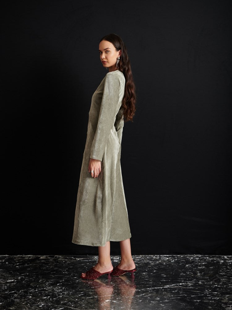 Ghospell Maude Velvet Midi Dress