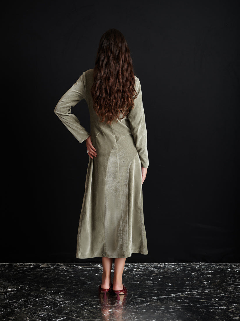 Ghospell Maude Velvet Midi Dress